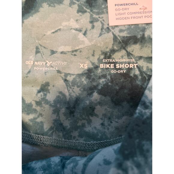 NWT Old Navy Blue/White Tie Dye Biker Shorts Go-Dry Hidden Front Pocket Sz XS - Picture 2 of 5